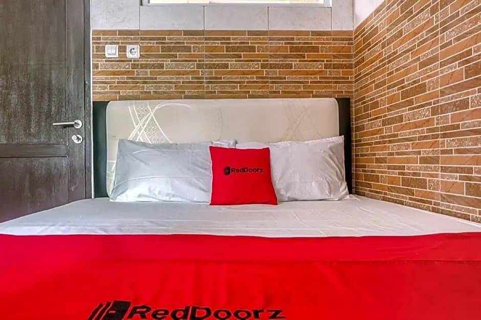 RedDoorz @ Panglima Polim 2 - photo 2