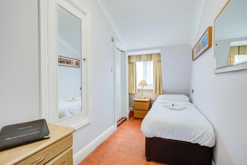 Admiral Hotel at Park Avenue - photo 3