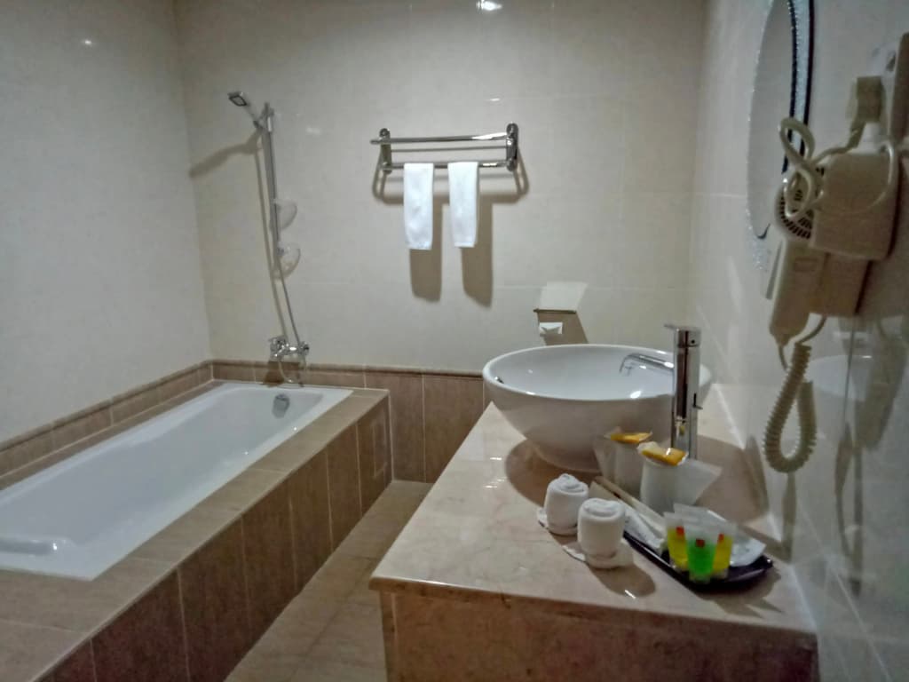 Hotel Langkasuka - photo 7