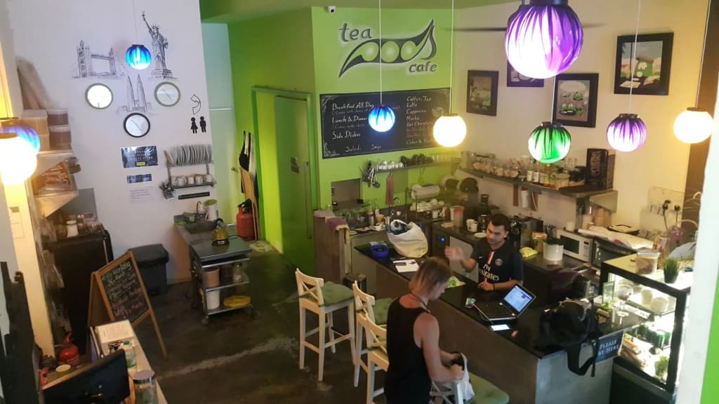 PODs The Backpackers Home & Cafe - photo 29