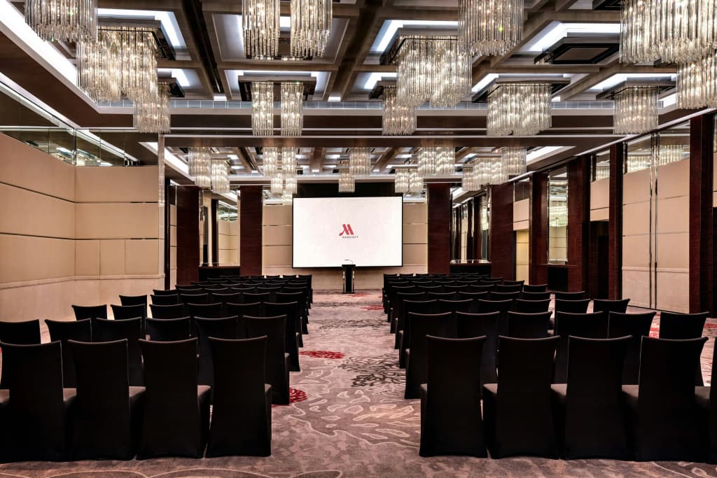 Hong Kong SkyCity Marriott Hotel - photo 45
