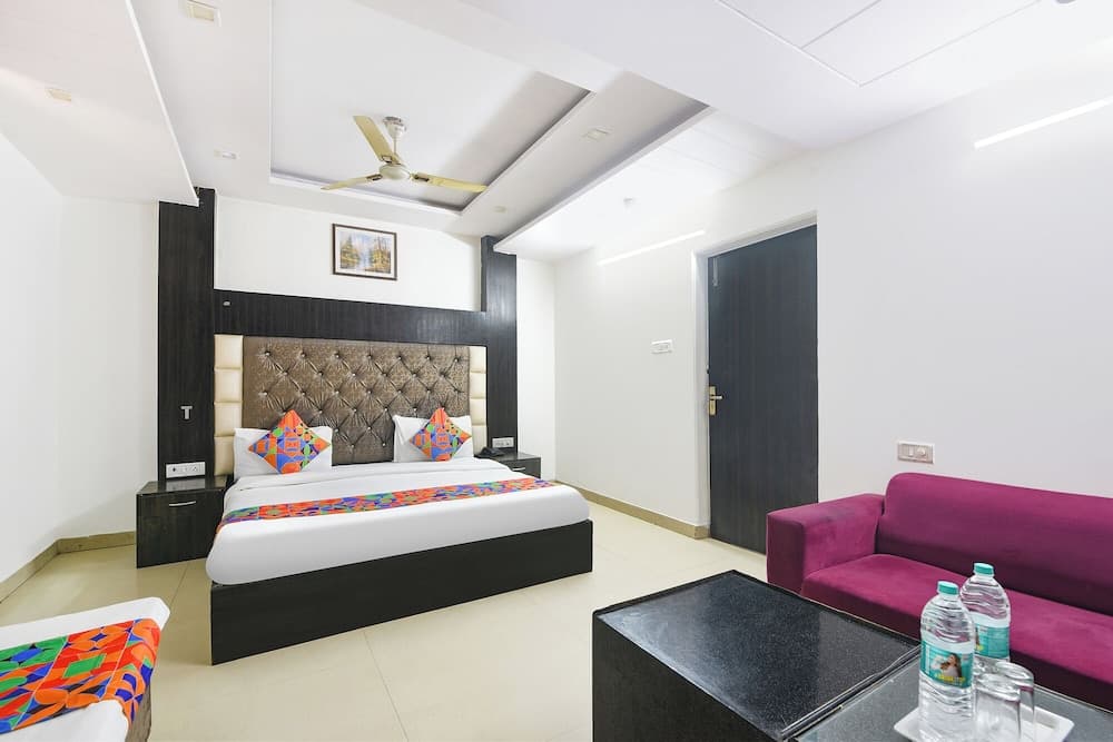 Fabhotel Vishesh Continental - photo 17