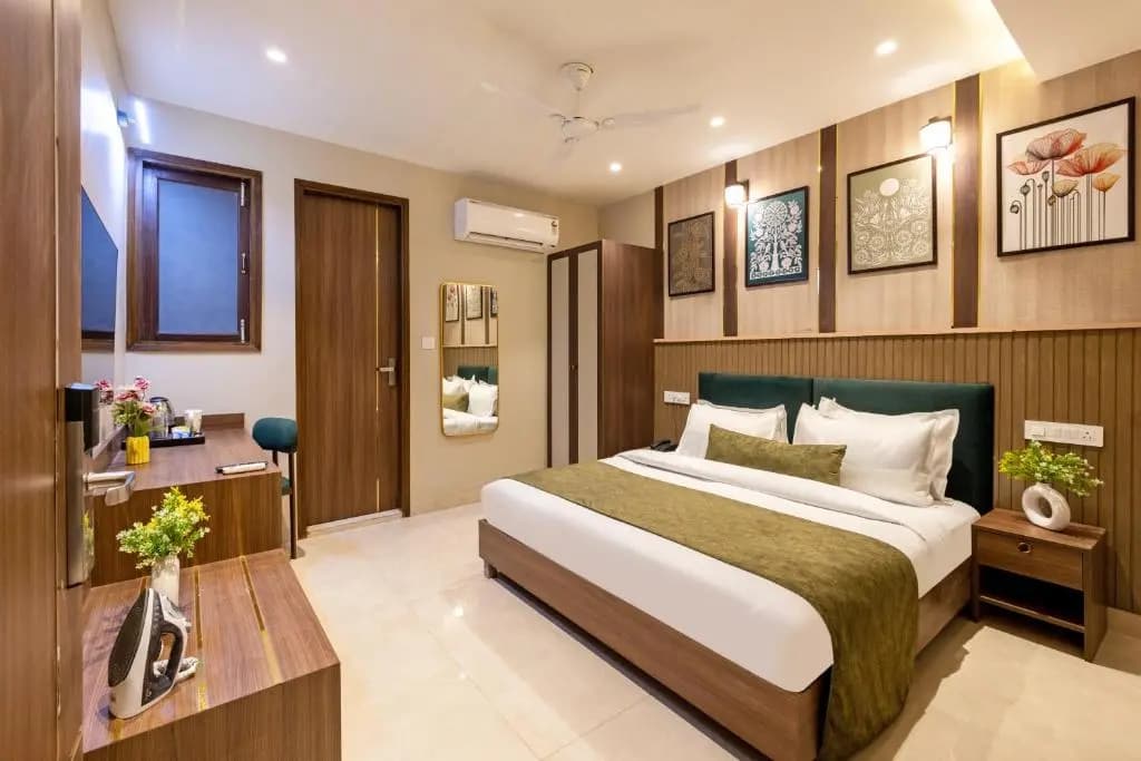 Saltstayz Premier - Paschim Vihar - photo 27
