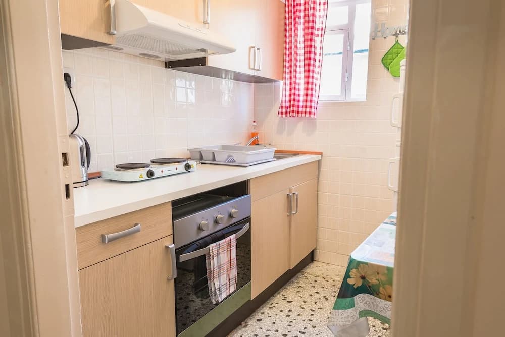 Cozy Central Apartment - photo 10