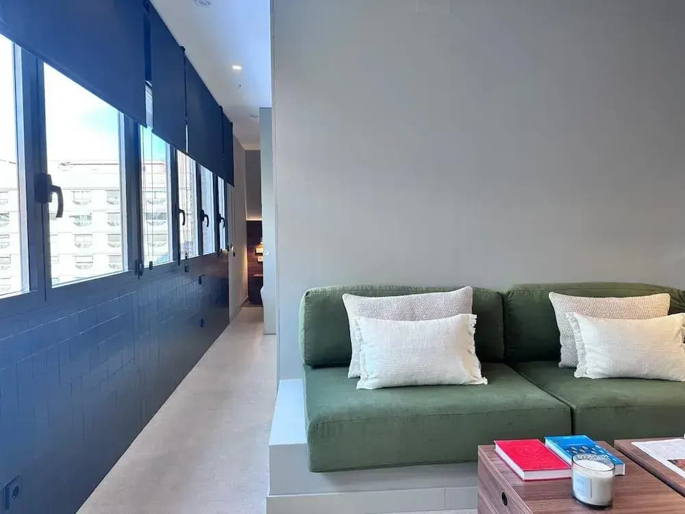 Edmond Vibes Almagro Suites - photo 20