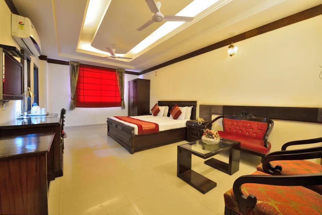 Hotel Clark Heights - photo 16