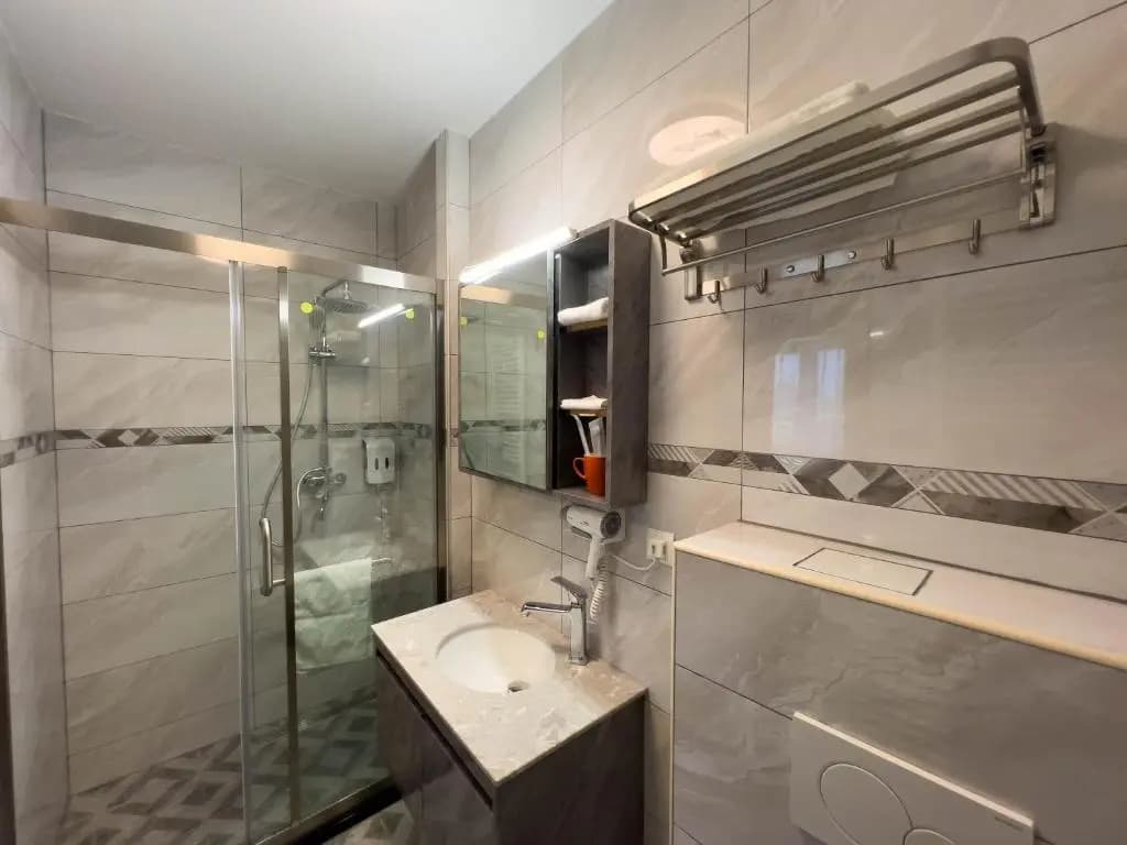 Liao Hotel - photo 8