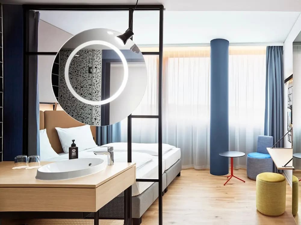 H2 Hotel Wien Schönbrunn - photo 10