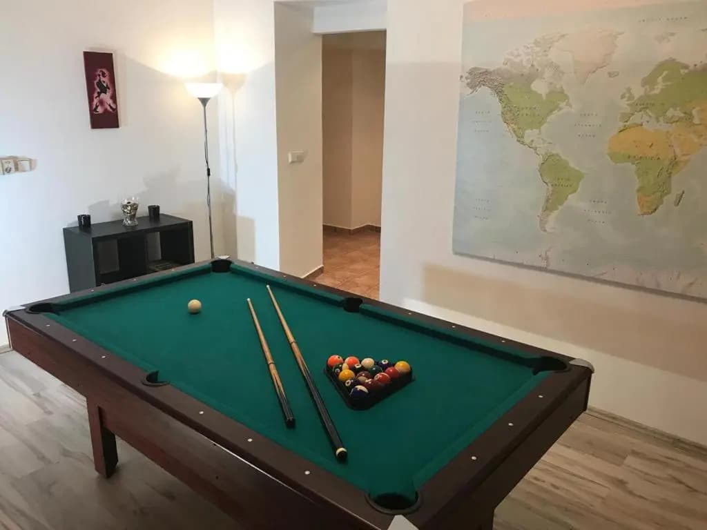 3 Bed Flat - Sleeps 20 - Smoking Room - Wifi - photo 5