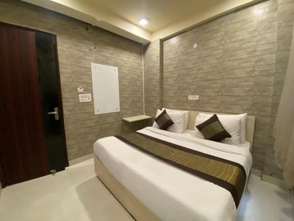 Hotel Red Chilly - photo 35