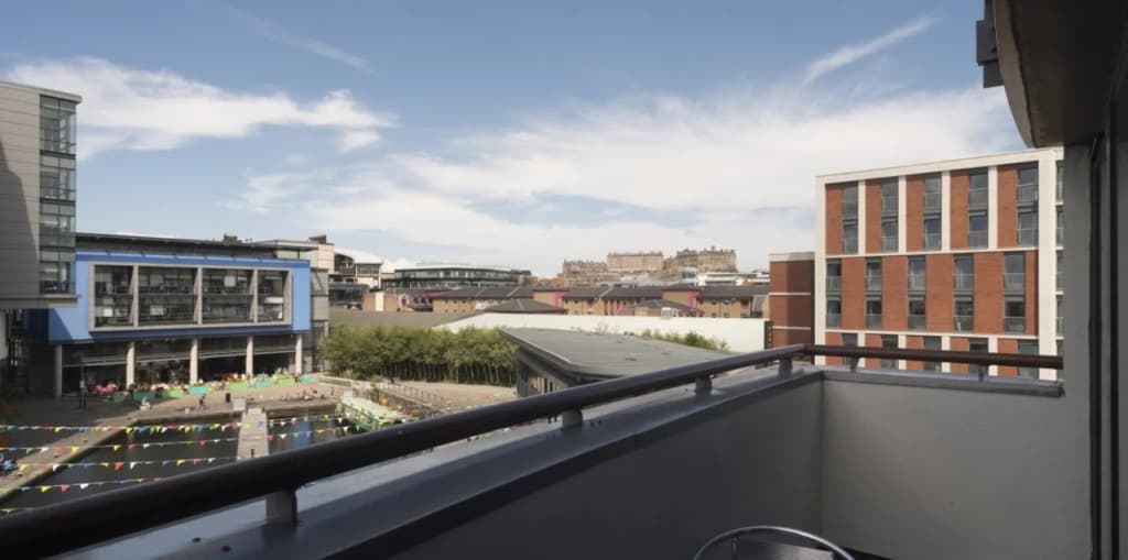 Fountain Court Apartments - EQ2 - photo 5