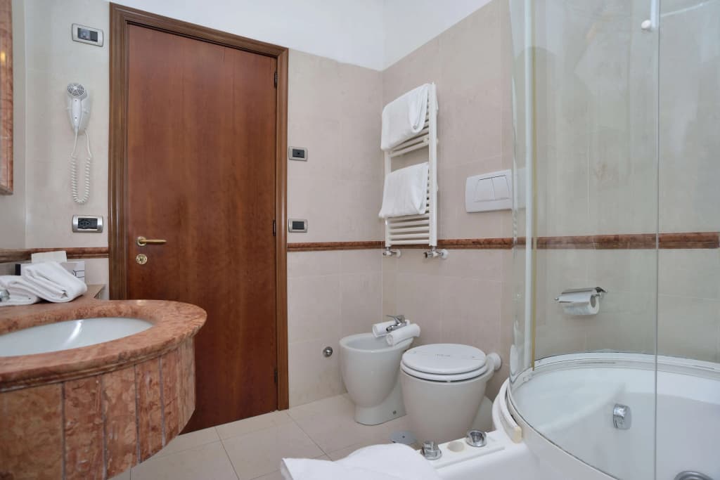 Hotel Hiberia - photo 24