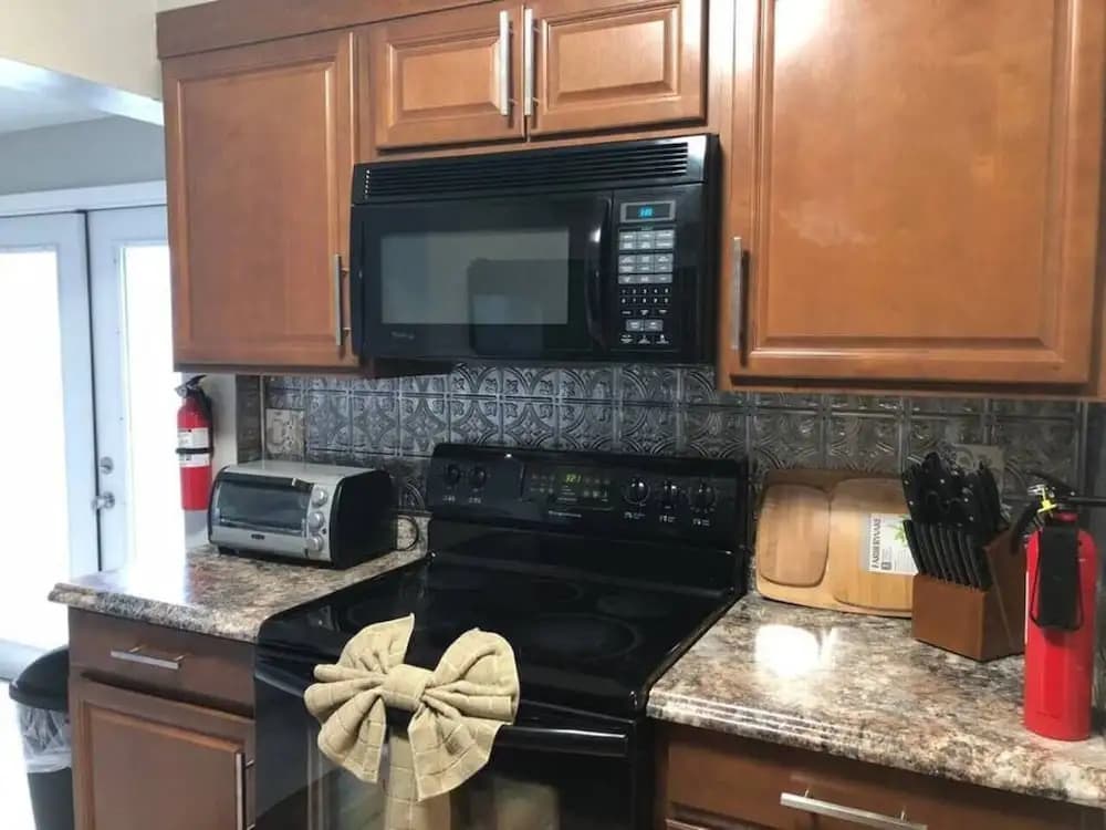 6150 Sandcrest · New! Walk to Universal. Sleep 9. Near Disney - photo 24