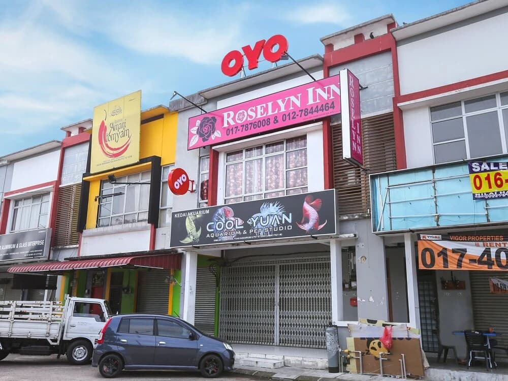 Roselyn Inn by OYO Rooms - photo 6