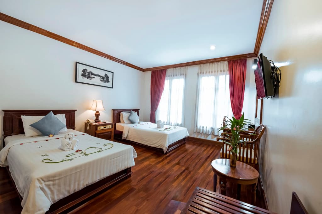 The Suite By Royal Crown Hotel - photo 5