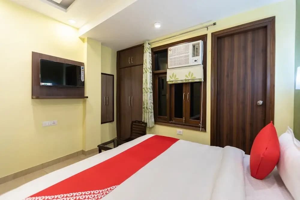OYO 29932 Hotel R S Plaza - photo 6