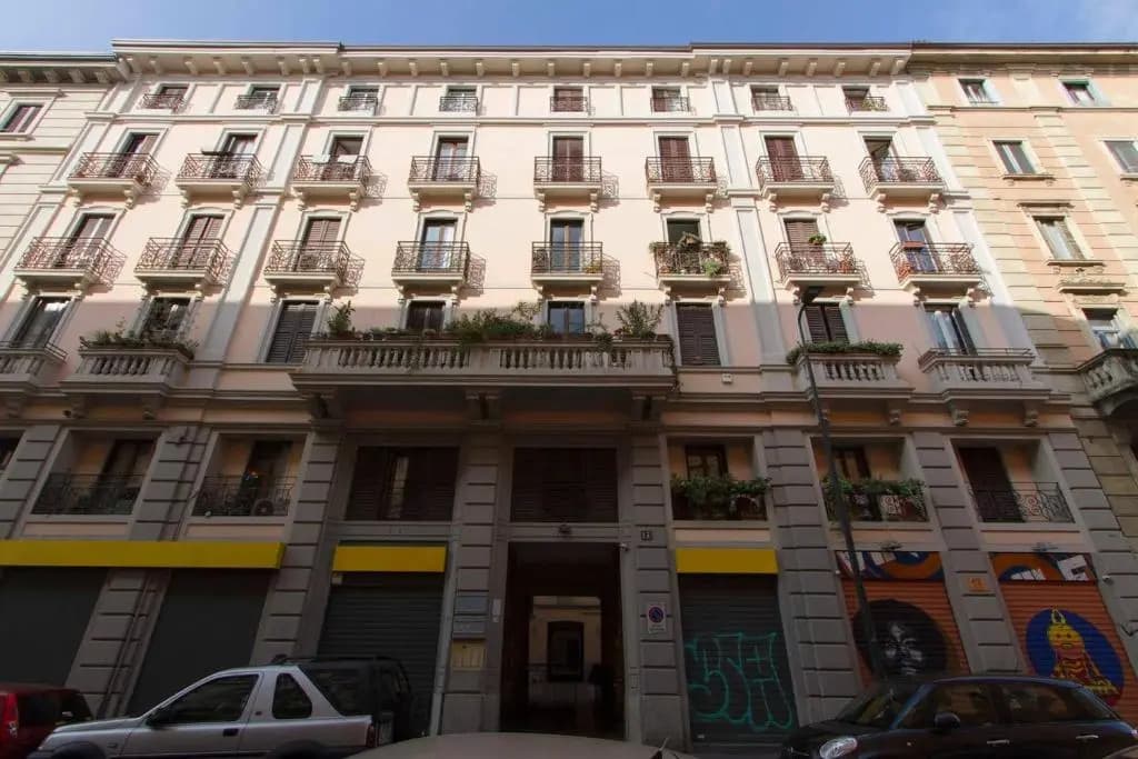 Compact and charming studio Porta Venezia - main photo