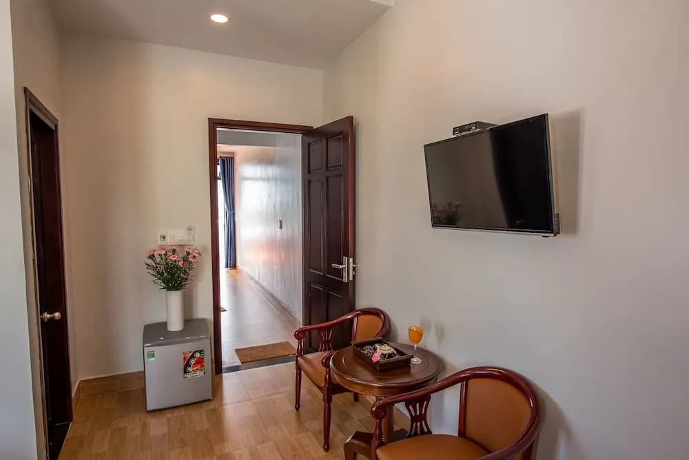 Minh An Riverside Villa - photo 4