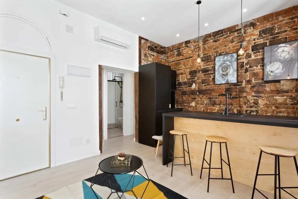 Modern 1 Bed Apt, Sleeps 4 nr Lavapies - photo 10