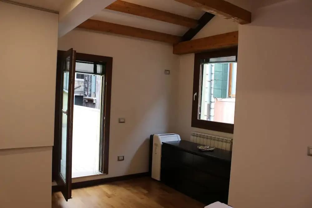 Alessandra House - photo 6