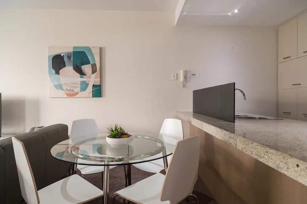 Exquisite Apartments Docklands - photo 28