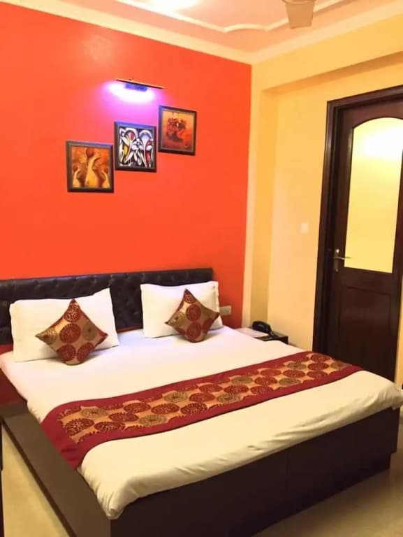 Krishna Inn - photo 5