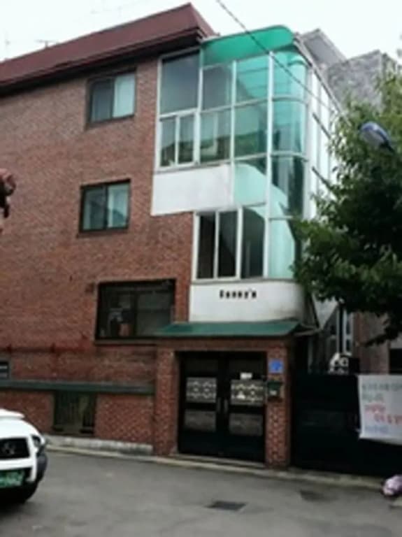 Sunny's - photo 1