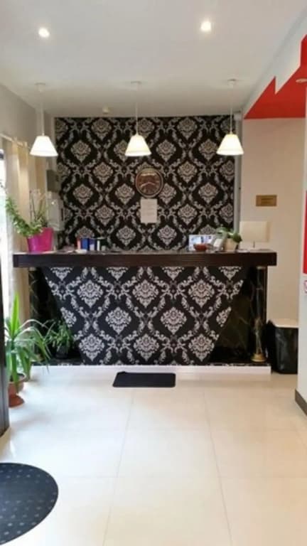 Hotel La Perle Montparnasse - photo 2