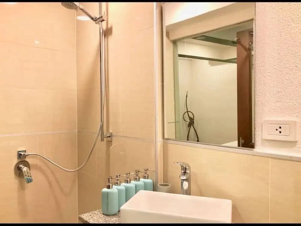 Dasiri Downtown Residence Unit 1 - photo 9