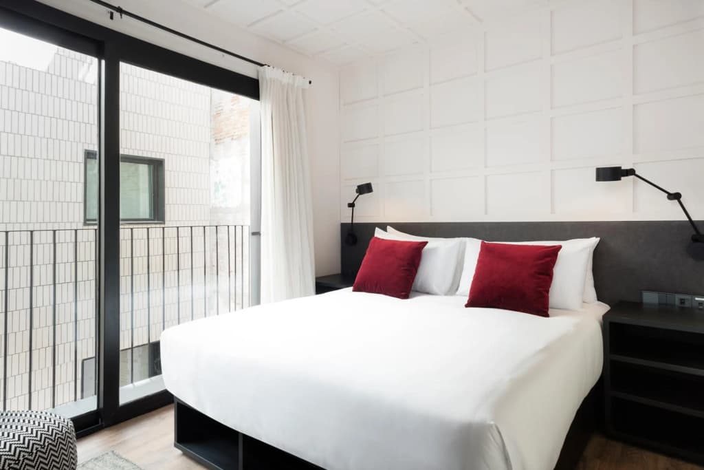 Yurbban Ramblas Boutique Hotel - photo 17