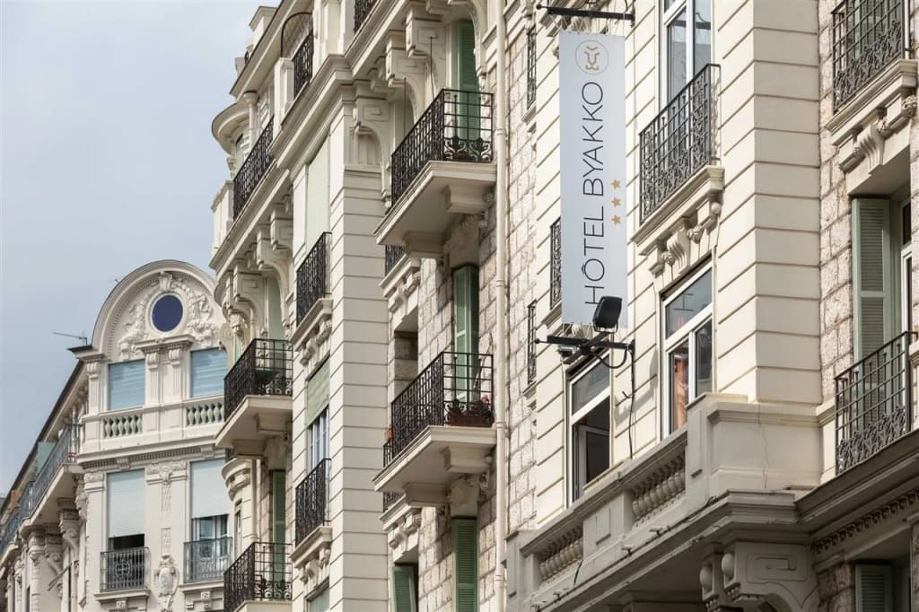 Hotel Byakko Nice - photo 1