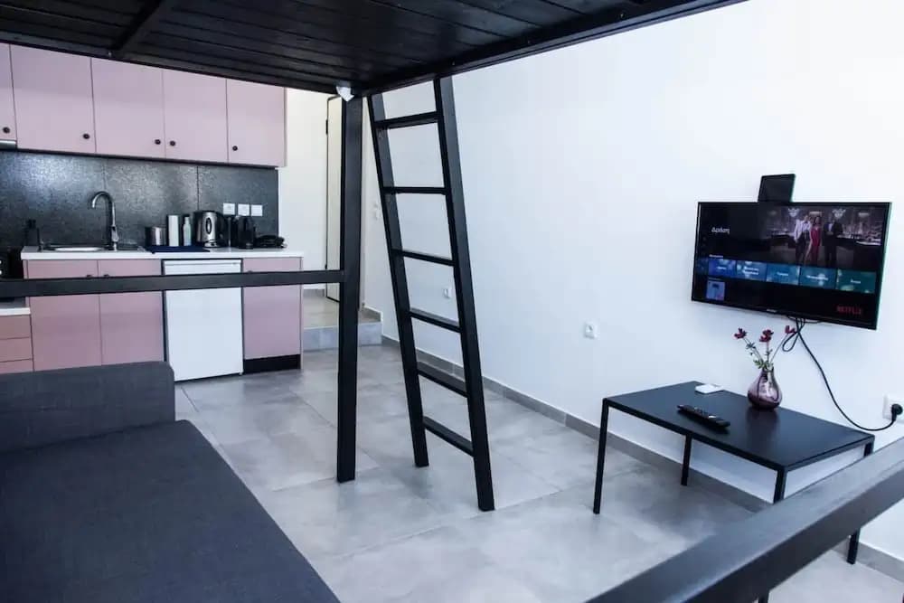 Homey studio in Athens Downtown -3 - photo 8
