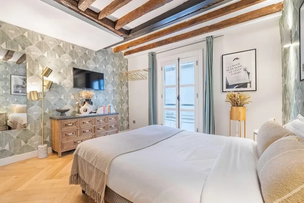 Amazing Historical Parisien Loft Next TO Louvre Area ! 6 - photo 6