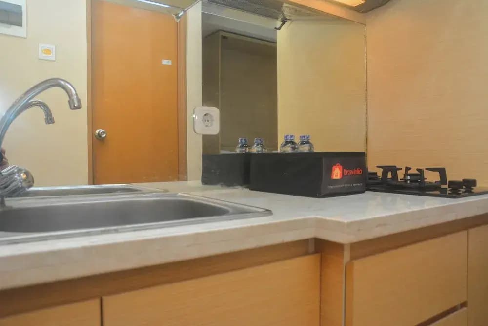 Fancy And Nice Studio At Tifolia Apartment - photo 13