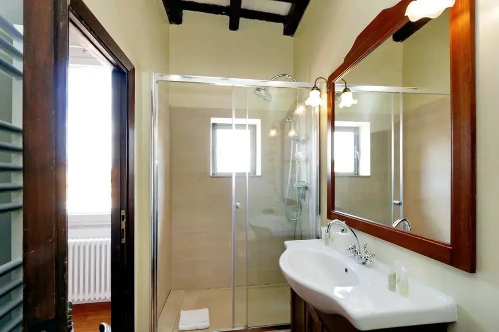 Garibaldi 2 - WR Apartments - photo 10
