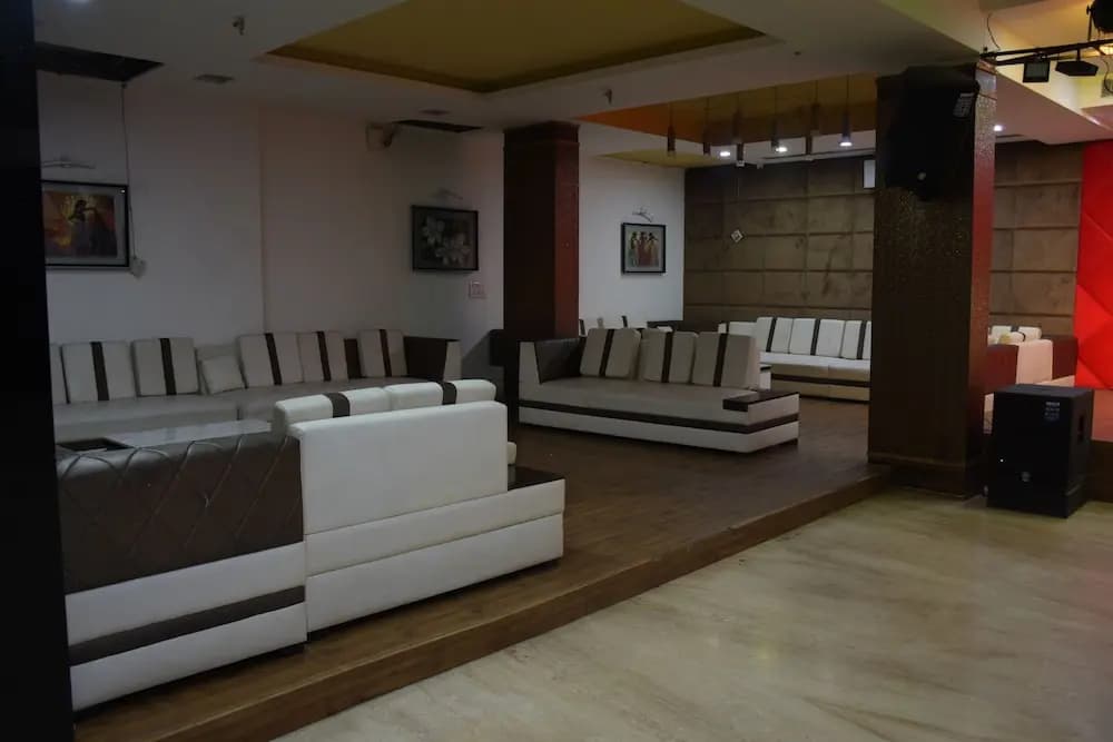 West Yard Hotels - photo 44
