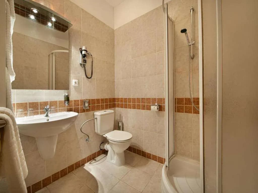 EA Hotel Tosca - photo 25
