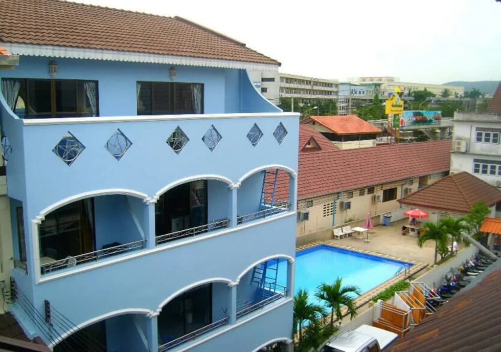 Leng Hotel - photo 8