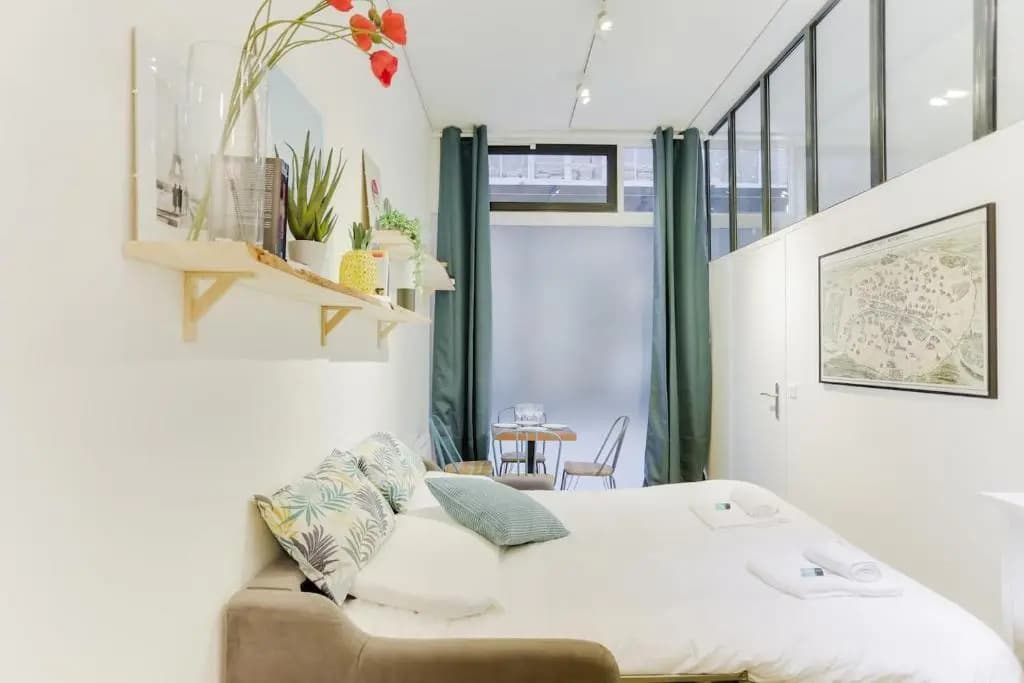 Design Apartment for 4 people between Louvre & Opera - photo 4