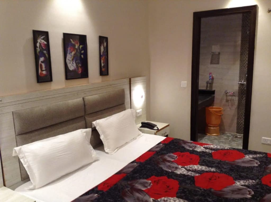 Hotel Metro Tower - photo 5