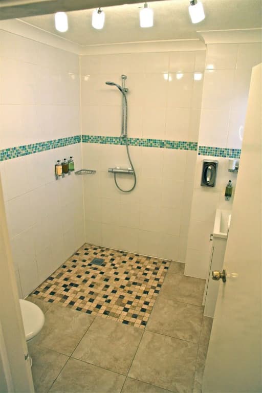 Crompton Guest House - photo 19