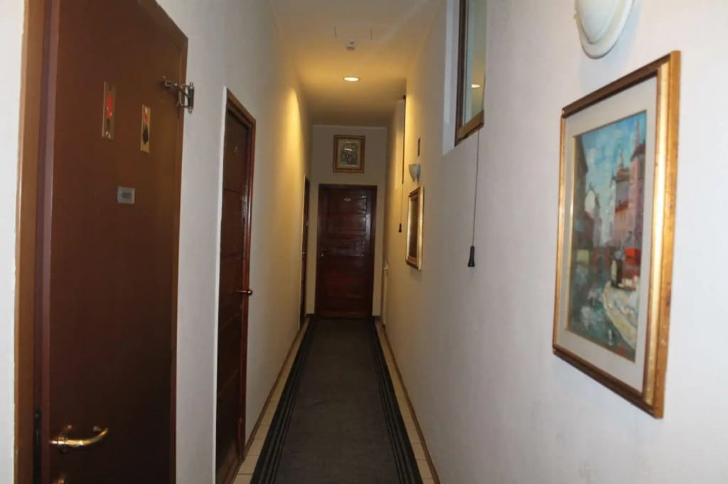 Hotel Catalani & Madrid - photo 11
