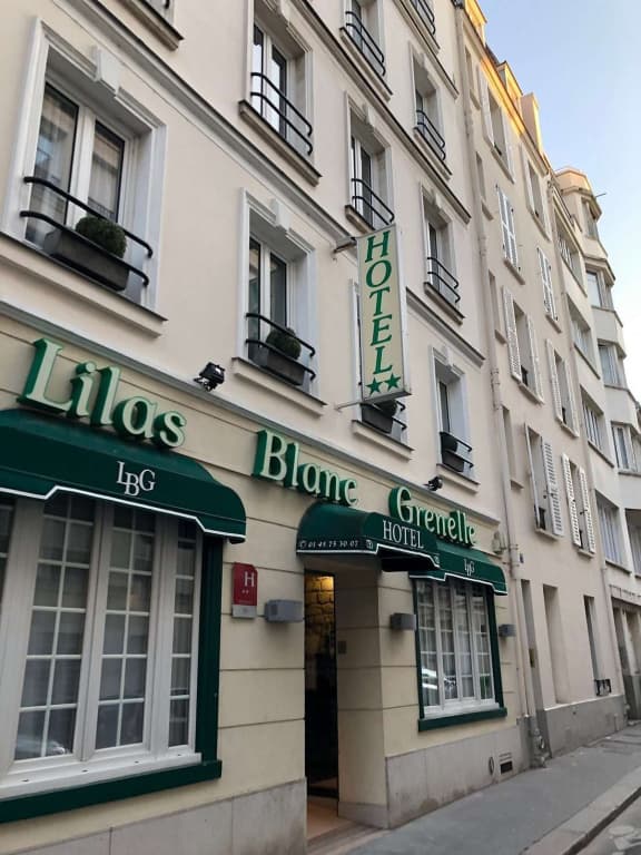 Hotel Lilas Blanc - photo 1