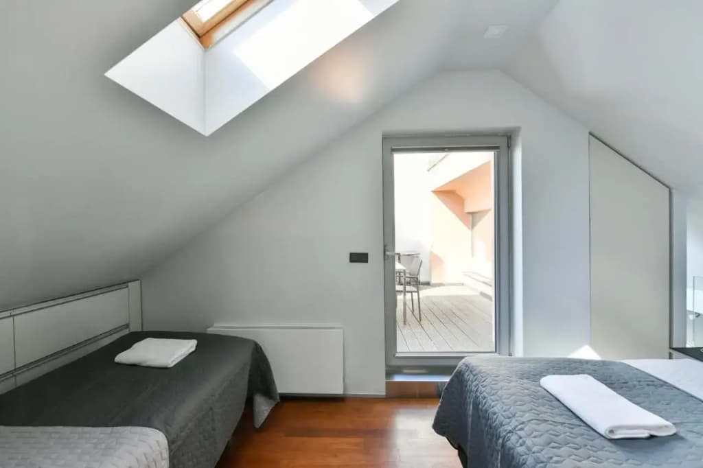 Comfort Central Apartment, 4Bdrm, 2Bthrm - photo 5