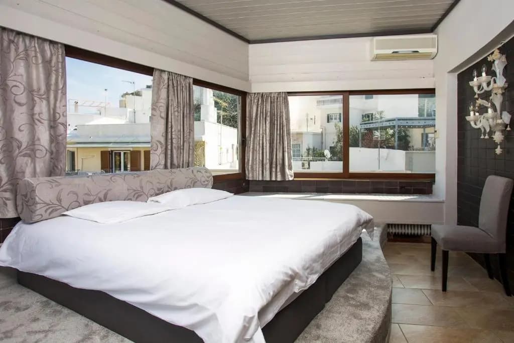 Exclusive apt with panoramic views! - ST8 - photo 4