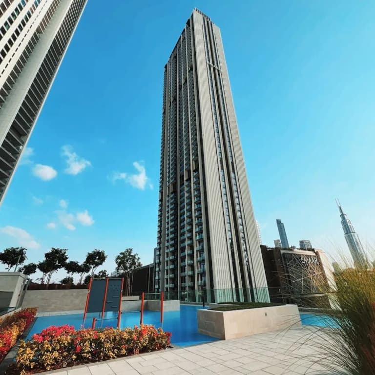 Regal 3BR Maid w Burj Khalifa View Balcony - photo 1