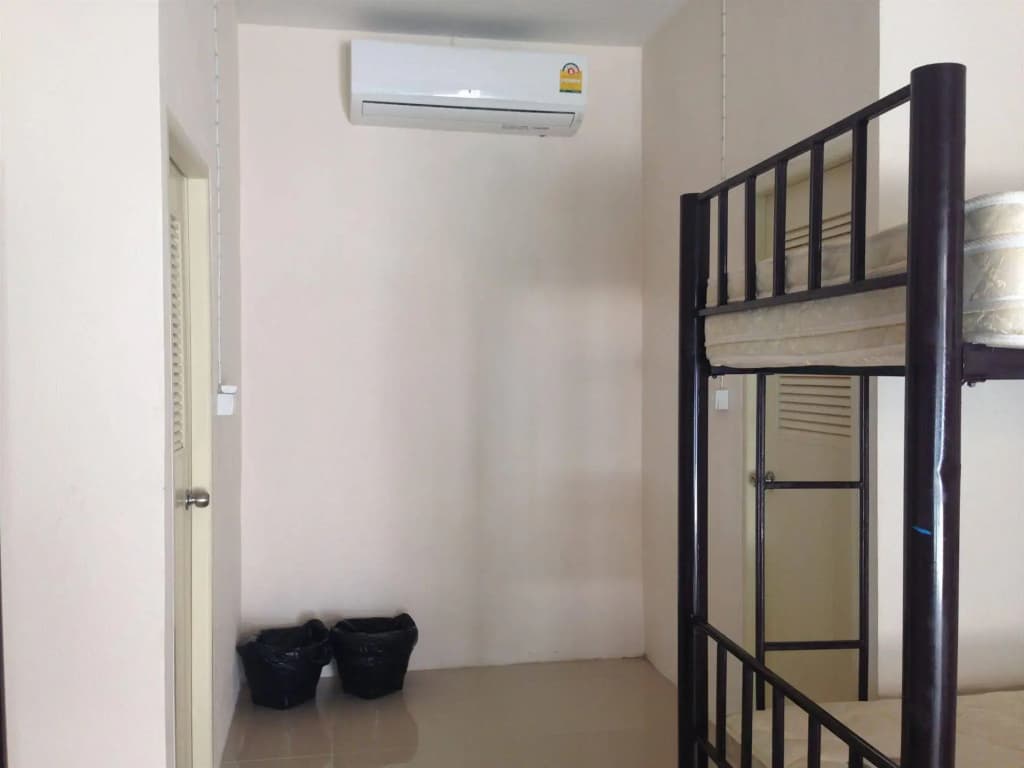 The Beach Village Hostel - photo 9