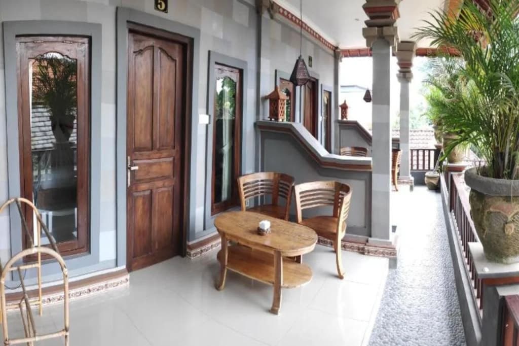 Praety Home Stay - photo 8