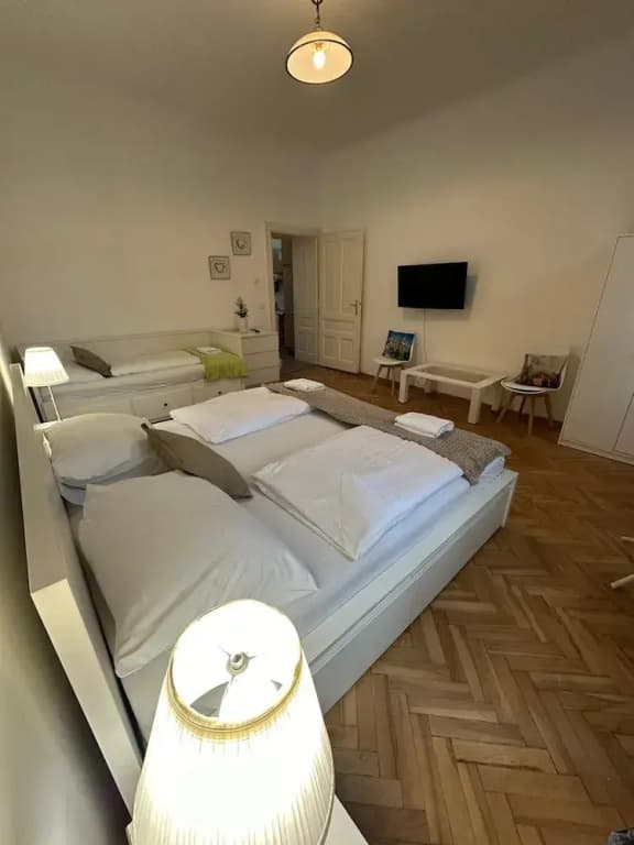 Comfy Apt Long Stay 5P Margareten - photo 1