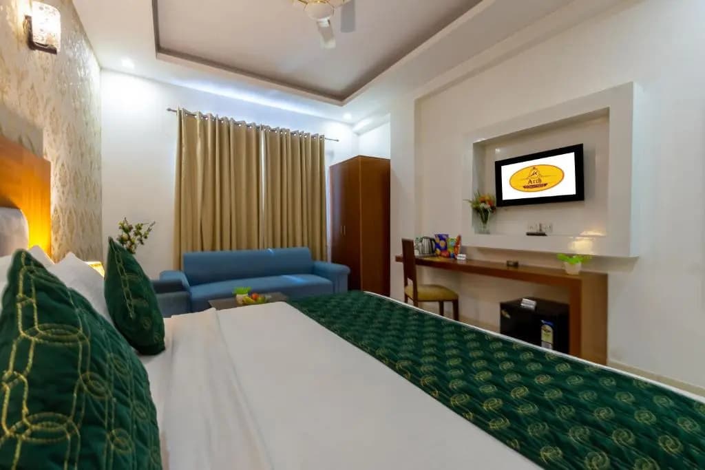 Hotel ARCH - photo 37